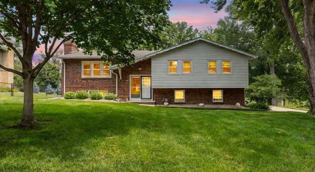 Photo of 933 S 217th St, Elkhorn, NE 68022