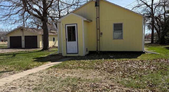 Photo of 215 1st St, Utica, NE 68456