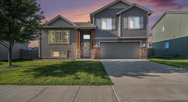 Photo of 1919 Mesa St, Bellevue, NE 68123