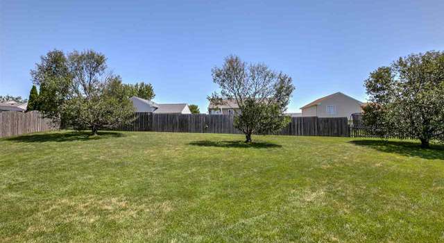 Photo of 2706 Canyon Cir, Bellevue, NE 68123