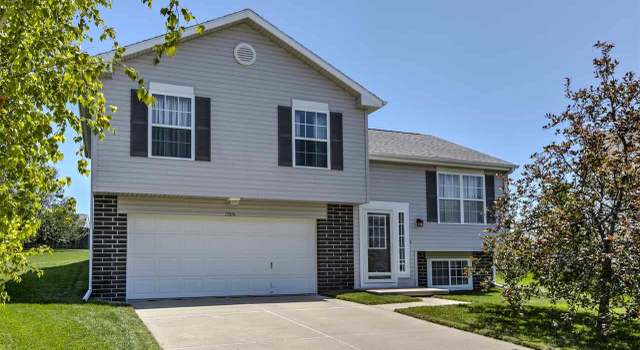 Photo of 2706 Canyon Cir, Bellevue, NE 68123