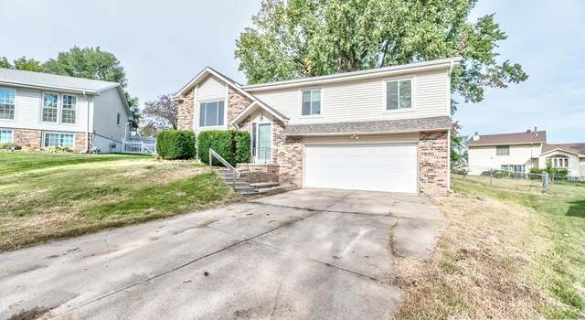 Photo of 12706 Ridgeview Cir, Bellevue, NE 68123