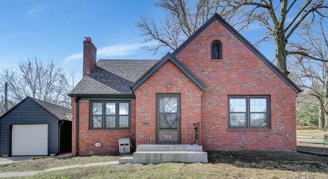 Photo of 4201 Hillside St, Lincoln, NE 68506