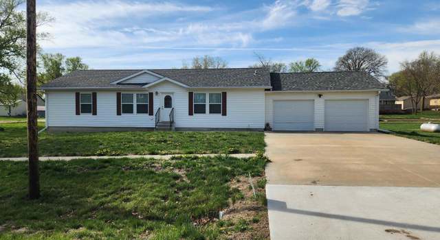 Photo of 312 Castor St, Diller, NE 68342