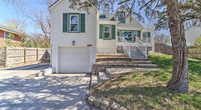 Photo of 811 S 68th St, Omaha, NE 68106