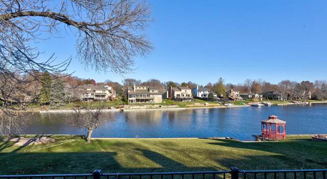 Photo of 12624 Burt St, Omaha, NE 68154
