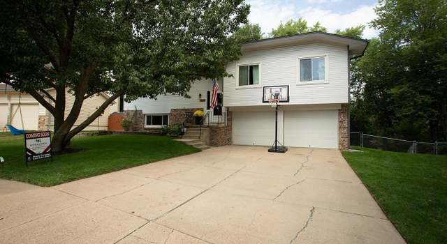 Photo of 4320 Hike Cir, Bellevue, NE 68123