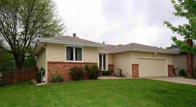 Photo of 9010 Granville Pkwy, La Vista, NE 68128