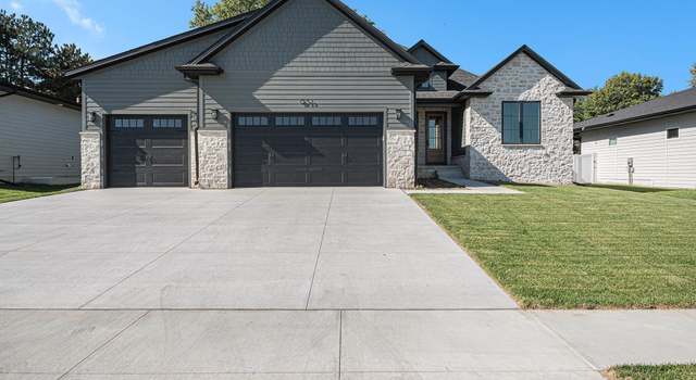 Photo of 931 S 88th St, Lincoln, NE 68510