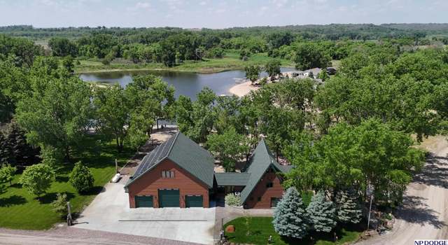 Photo of 1877 Cottonwood Ln, West Point, NE 68788