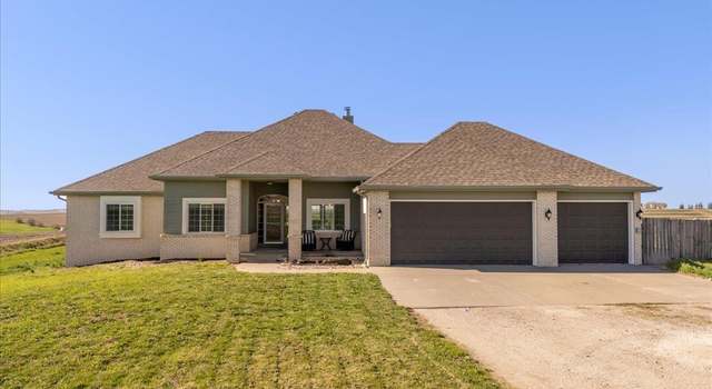 Photo of 27896 Chestnut Rd, Treynor, IA 51575