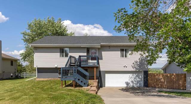 Photo of 2706 Overlook Cir, Plattsmouth, NE 68048
