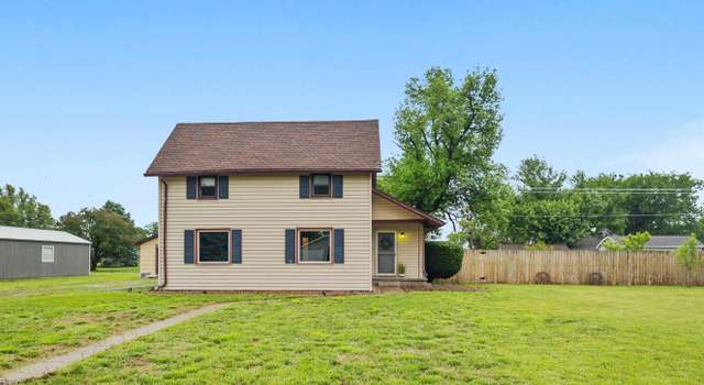 Photo of 220 Douglas St, Bradshaw, NE 68319
