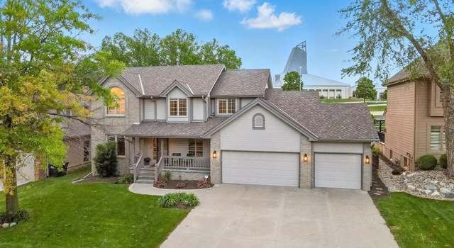 Photo of 16712 V St, Omaha, NE 68135