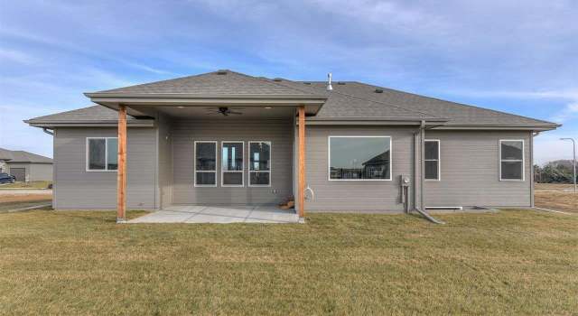 Photo of 11517 S 189th St, Gretna, NE 68028