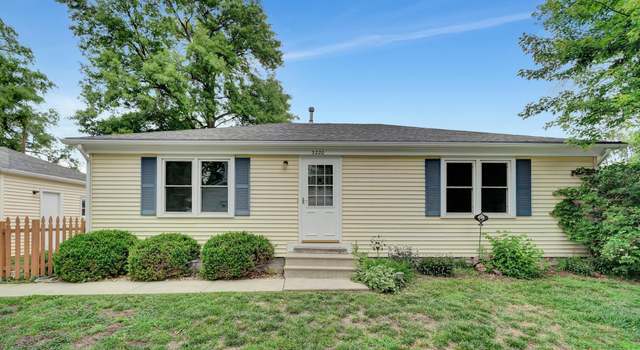 Photo of 3220 Hitchcock St, Lincoln, NE 68503