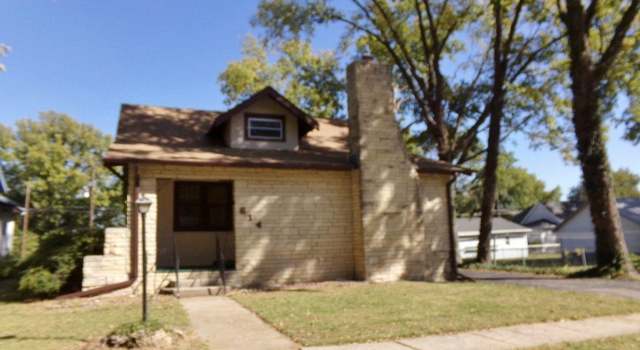 Photo of 614 N 8 Th St, Wymore, NE 68466