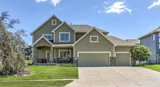 Photo of 10311 S 124th St, Papillion, NE 68046