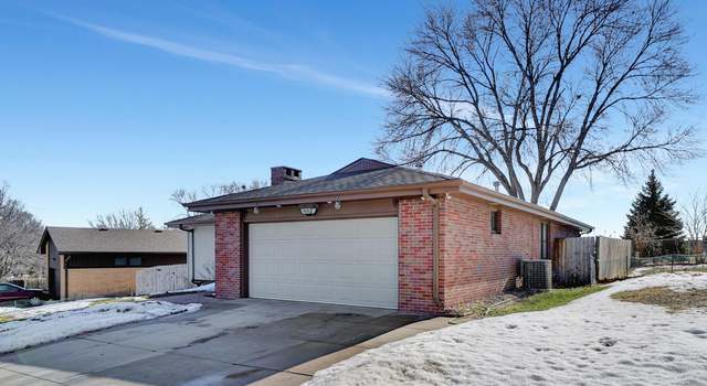 Photo of 7435 Englewood Dr, Lincoln, NE 68510