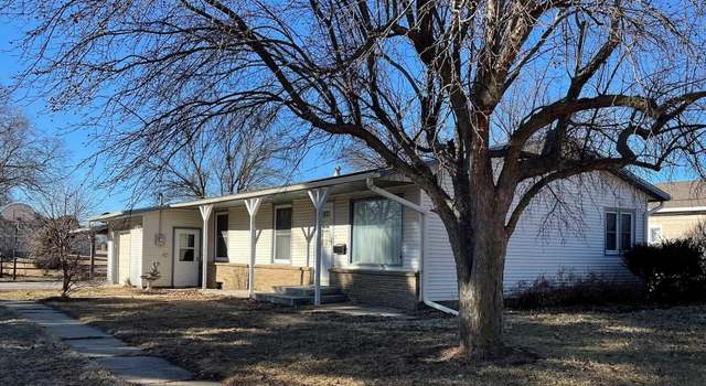 Photo of 1007 5th St, Friend, NE 68359