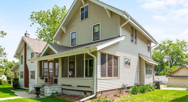 Photo of 2205 Hanscom Blvd, Omaha, NE 68105