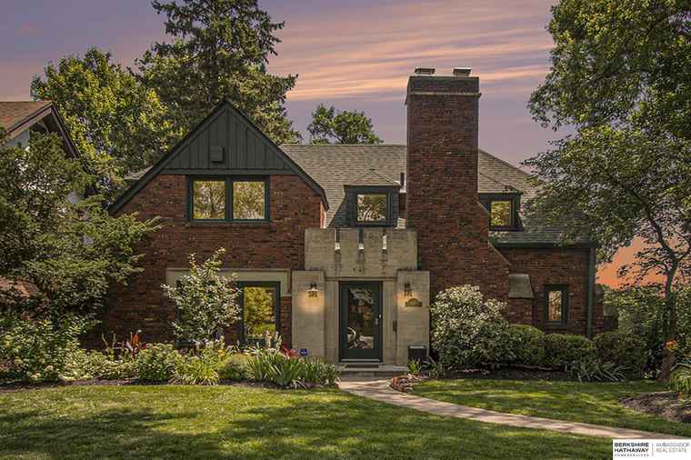 Photo of 2503 N 55th St Omaha, NE 68104