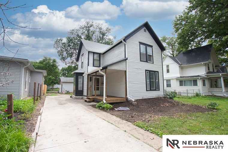Photo of 1801 Euclid Ave Lincoln, NE 68502