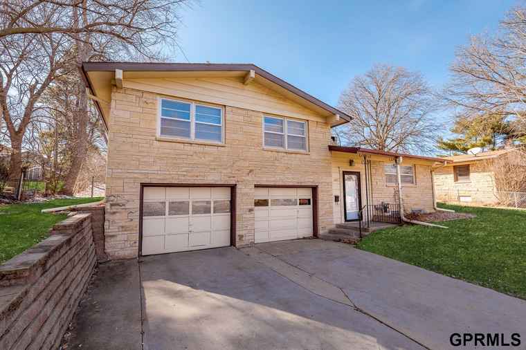 Photo of 2815 S 42nd St Lincoln, NE 68506