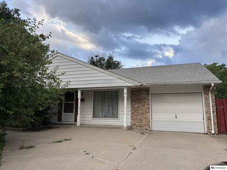 Photo of 3108 S 134 St Omaha, NE 68144