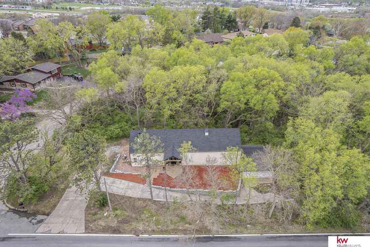 Photo of 11339 Old Maple Rd Omaha, NE 68164