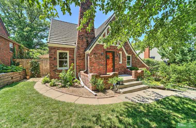 Photo of 1518 N 51st St Omaha, NE 68104