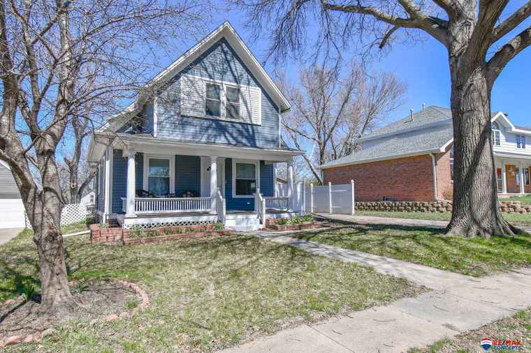 Photo of 6728 Orchard St Lincoln, NE 68505