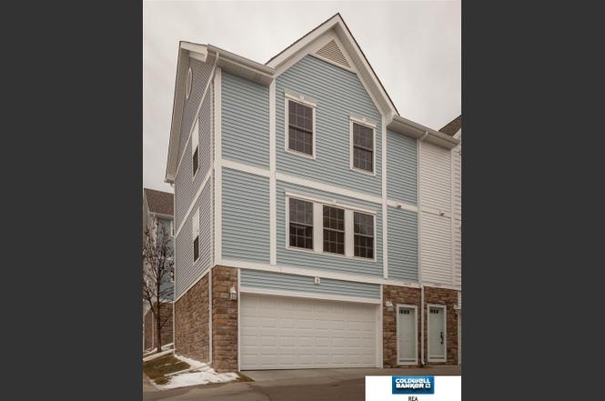14653 Ames Plz Omaha Ne 68164 Mls 21802261 Redfin