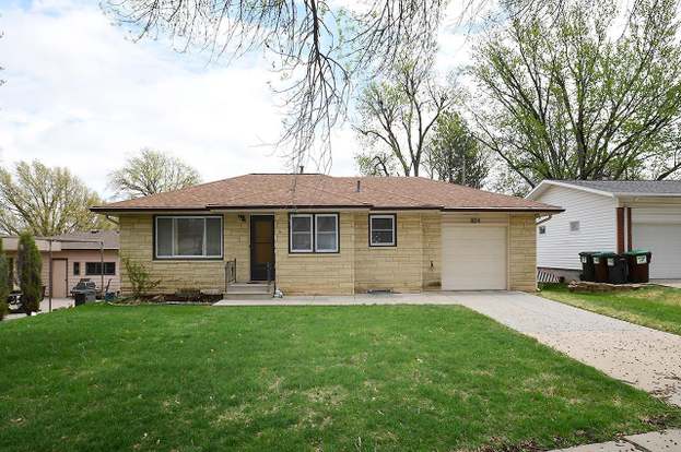 824 Mahoney Dr, Lincoln, NE 68504 | MLS# 22308013 | Redfin