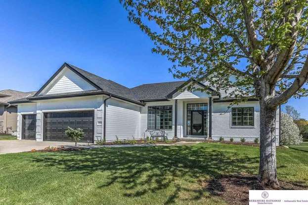 15916 Mary St Omaha Ne 68116 Mls 21910038 Redfin 15916 Mary St Omaha Ne 68116 Mls