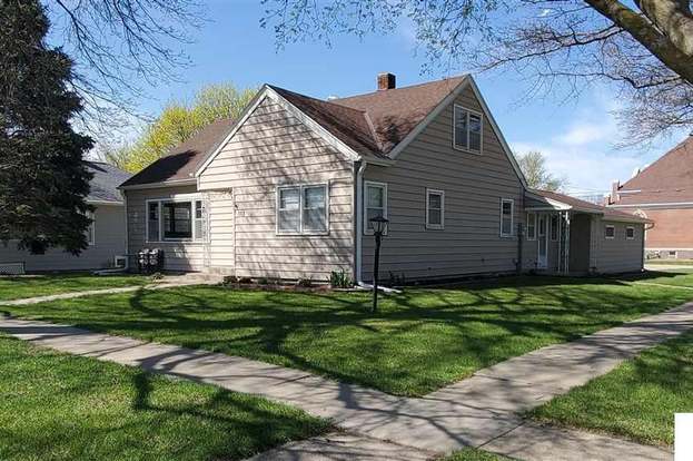 Homes For Sale In Auburn Nebraska : 1408 P St Auburn Ne 68305 Realtor Com - Join millions of people using oodle to find local real estate listings, homes for sales, condos for sale and foreclosures.
