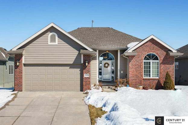 17328 Edna St Omaha Ne 68136 3 Beds 3 Baths