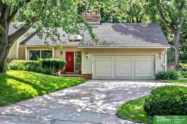 1008 S 112th Plz Omaha Ne 68154 Mls 21912428 Redfin