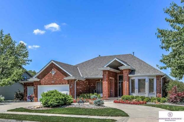 5902 S 118 Plz Omaha Ne 68137 Mls 21922458 Redfin