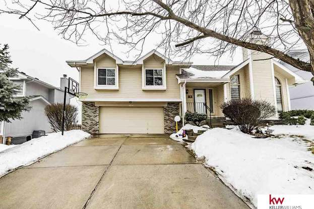 1825 N 159th St Omaha Ne 68118 Mls 21903589 Redfin
