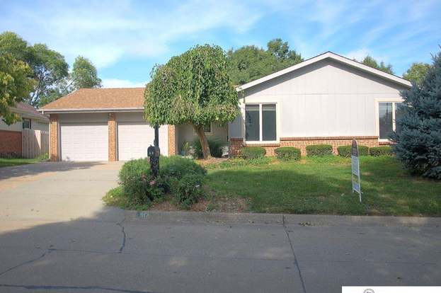 912 S 118 Plz Omaha Ne 68154 Mls 21817603 Redfin