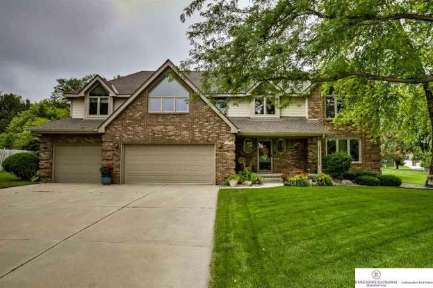 16712 Spring Cir Omaha Ne 68130 Mls 21814668 Redfin