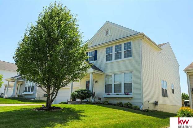 4960 S 194 St Omaha Ne 68135 Mls 21610794 Redfin