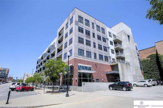 1308 Jackson St 403 Omaha Ne 68102 3 Beds 2 Baths