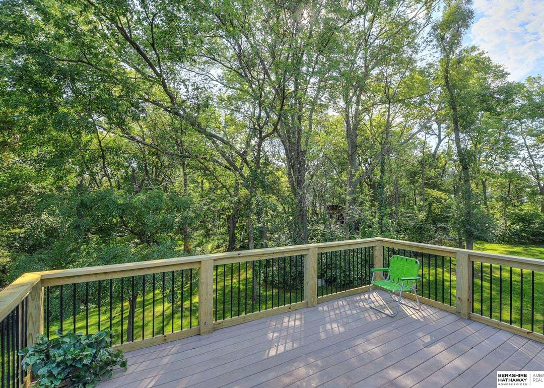 54971 Emerald Ln, Glenwood, IA 51534