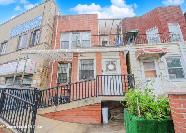 Property at 186 Dahill Rd, Brooklyn, NY 11218, 11 beds, 2 baths