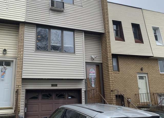 Property at 115 Mimosa Ln, Staten Island, NY 10312, 3 beds, 1.5 baths
