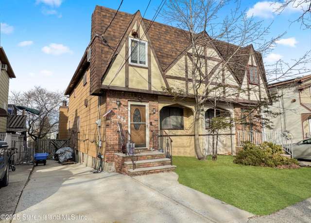 Property at 334 Kell Ave, Staten Island, NY 10314, 3 beds, 3.5 baths