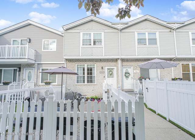 Property at 251 Loretto St, Staten Island, NY 10307, 2 beds, 1.5 baths