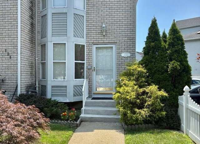 Property at 12 Delmar Ave Unit A, Staten Island, NY 10312, 2 beds, 1.5 baths
